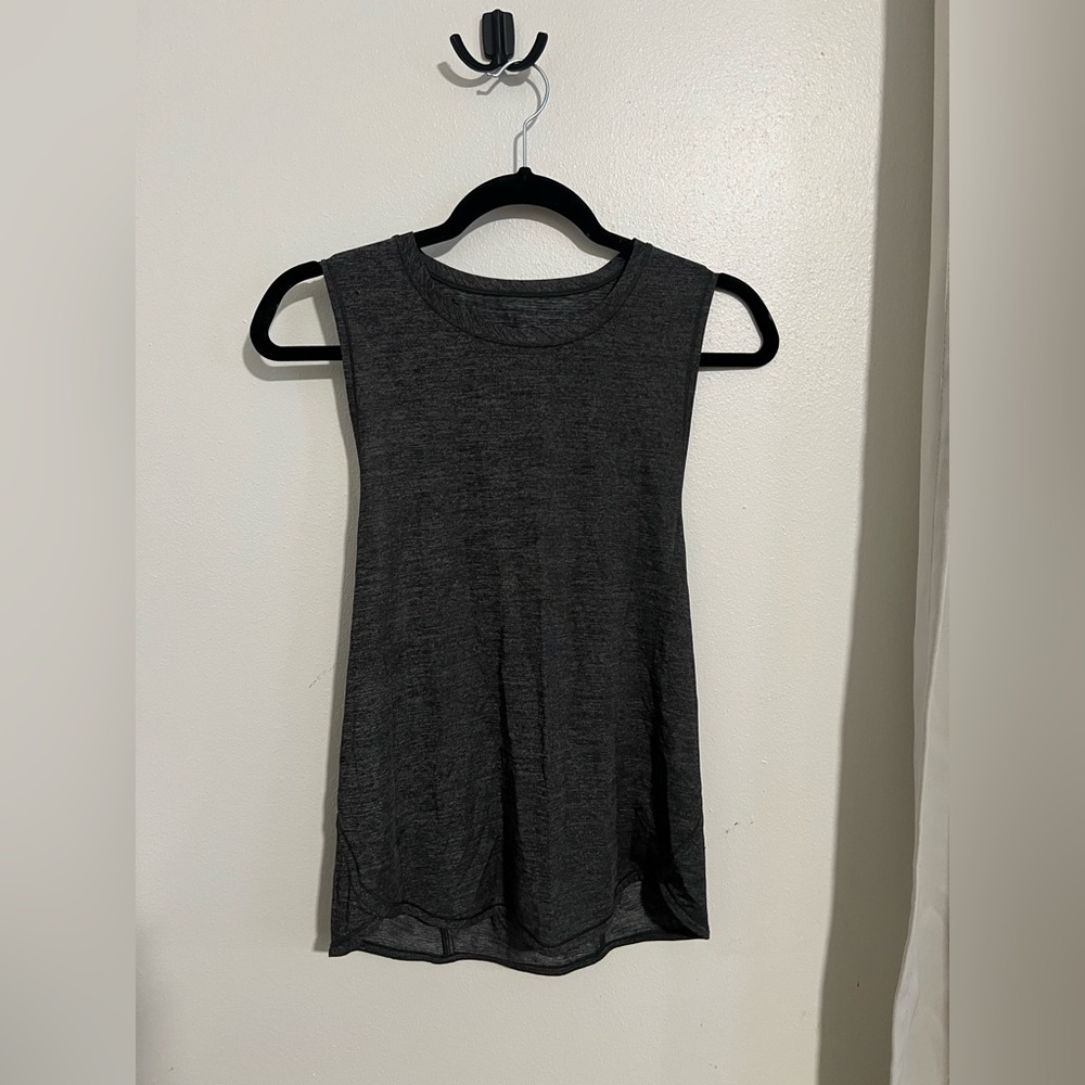 Lululemon athletica size 4 workout top tank top dark grey